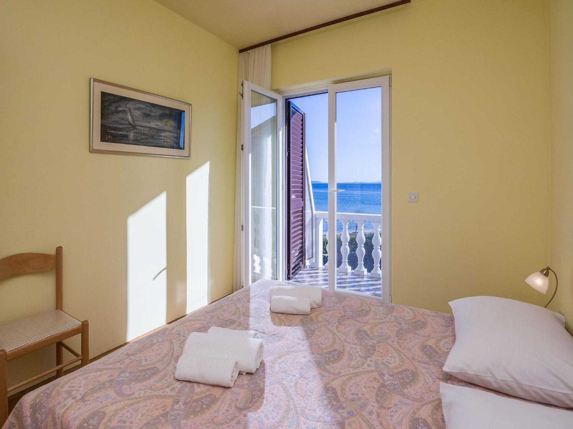 Apartments In House Liveric In Vir At The Beach المظهر الخارجي الصورة