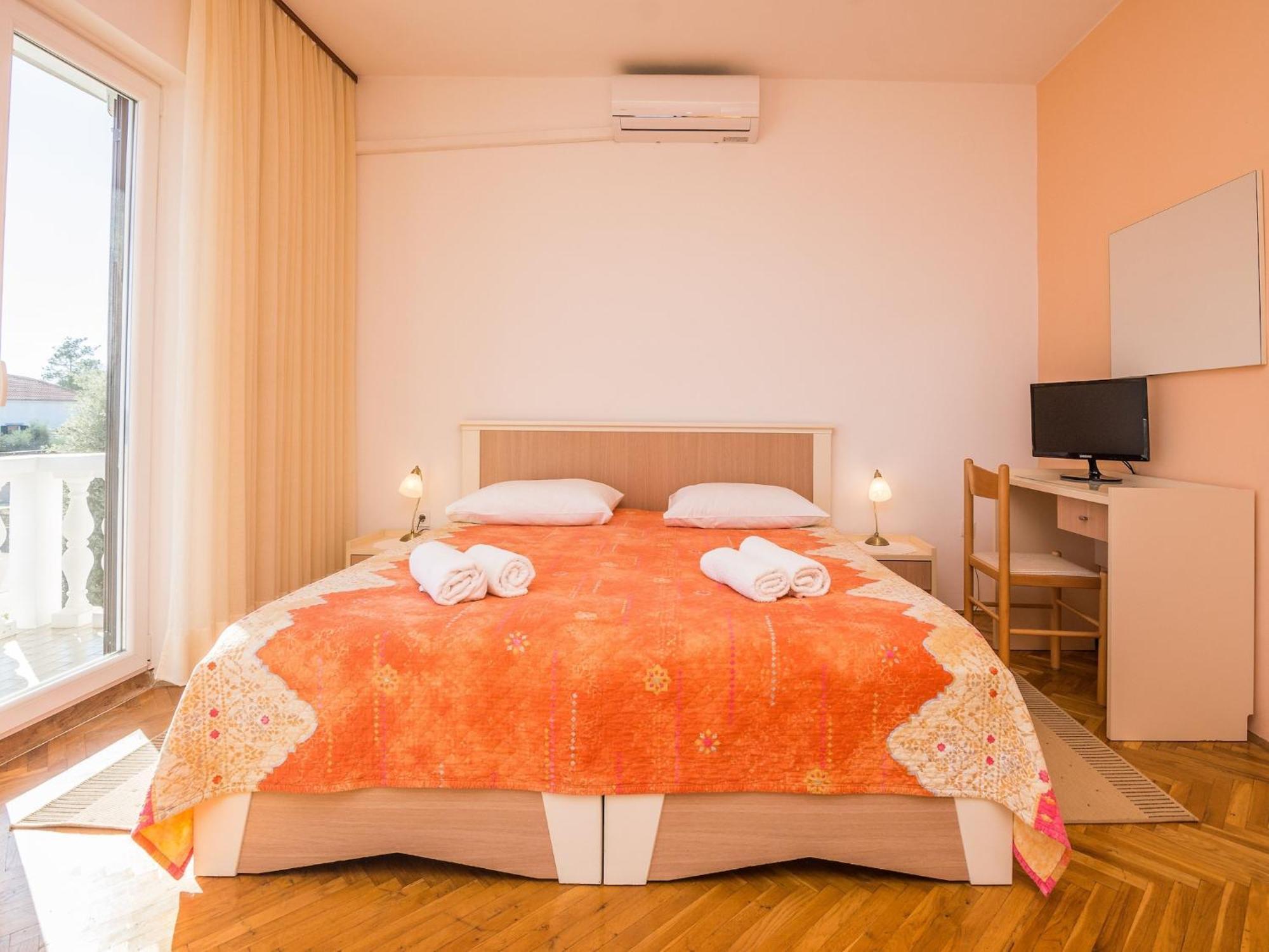 Apartments In House Liveric In Vir At The Beach المظهر الخارجي الصورة